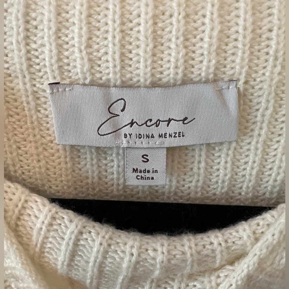 Sweater - Picture 5 of 6